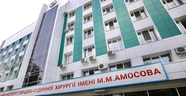 праацюэмо на свята